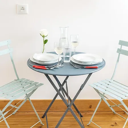 Chez Madeleine Joli Lumineux Apartment